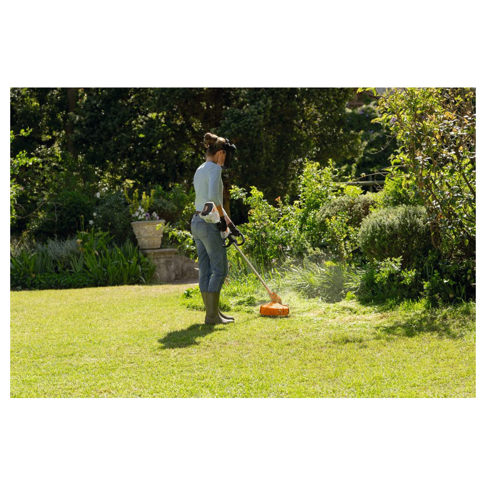 STIHL FSA 60 R SET Kosa akumulatorowa