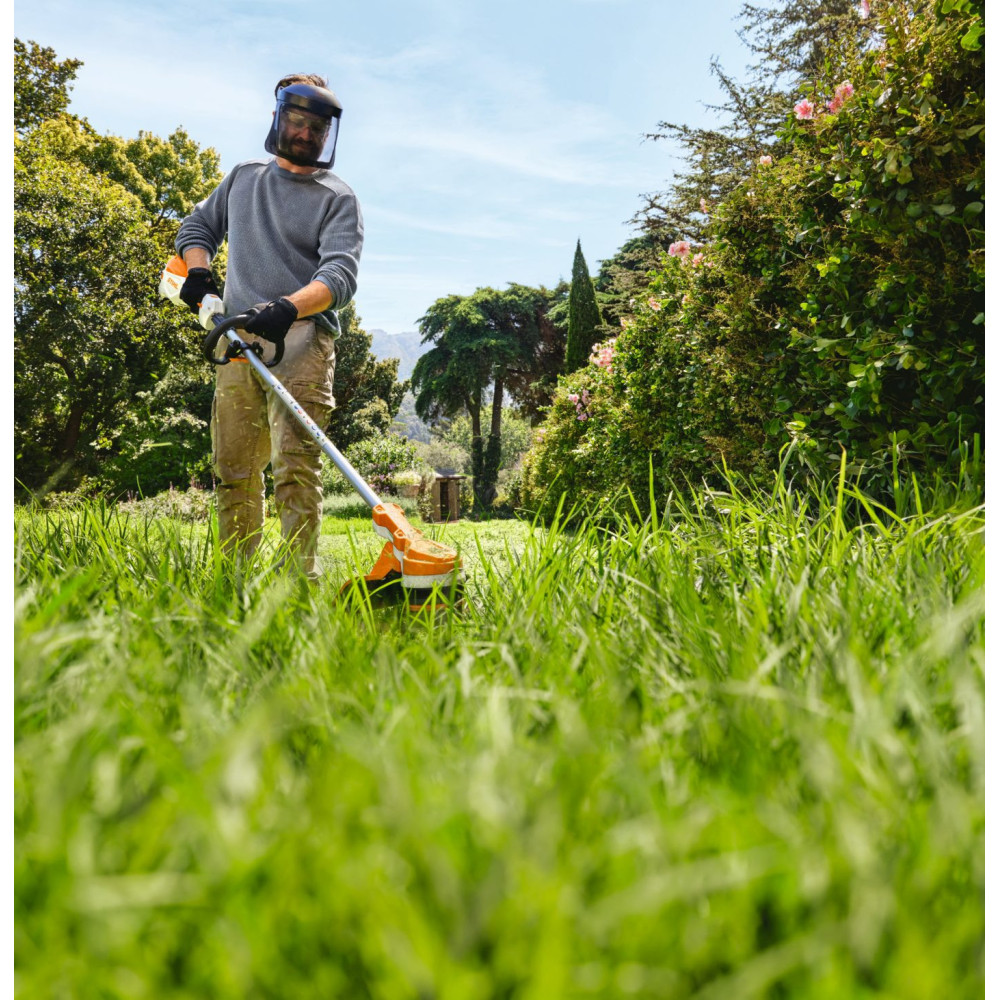STIHL FSA 70 R SET Kosa akumulatorowa