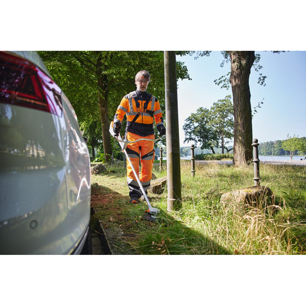 STIHL RGA 140 Kosa mechaniczna akumulatorowa