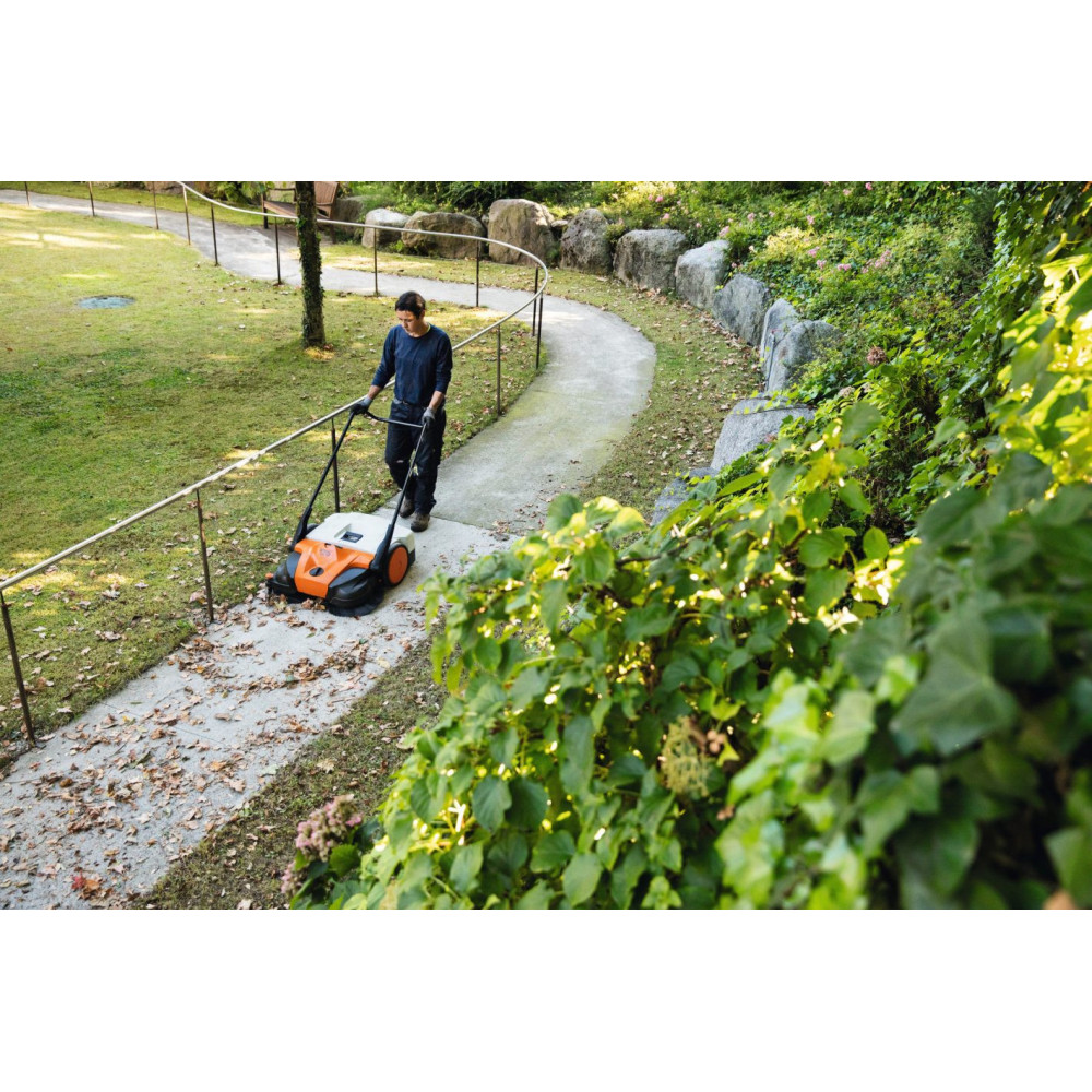 STIHL KGA 770 Zamiatarka akumulatorowa
