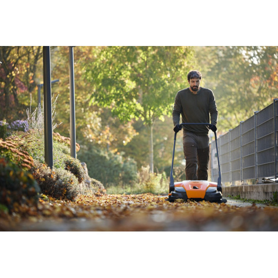 STIHL KG 770 Zamiatarka ręczna