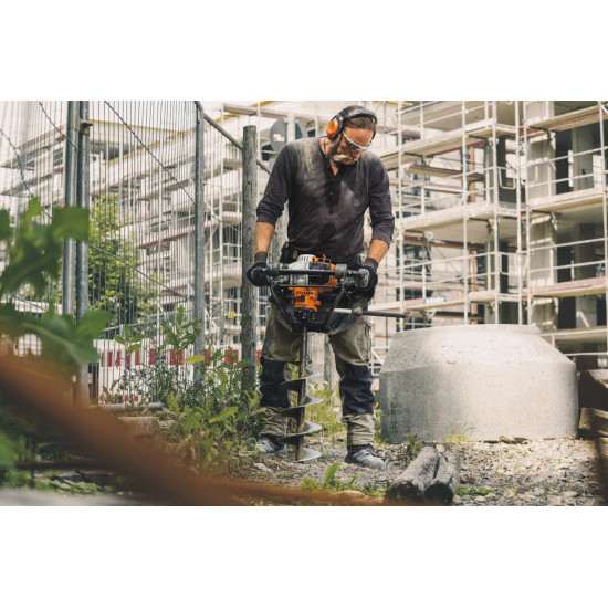 STIHL BT 131 Świder glebowy