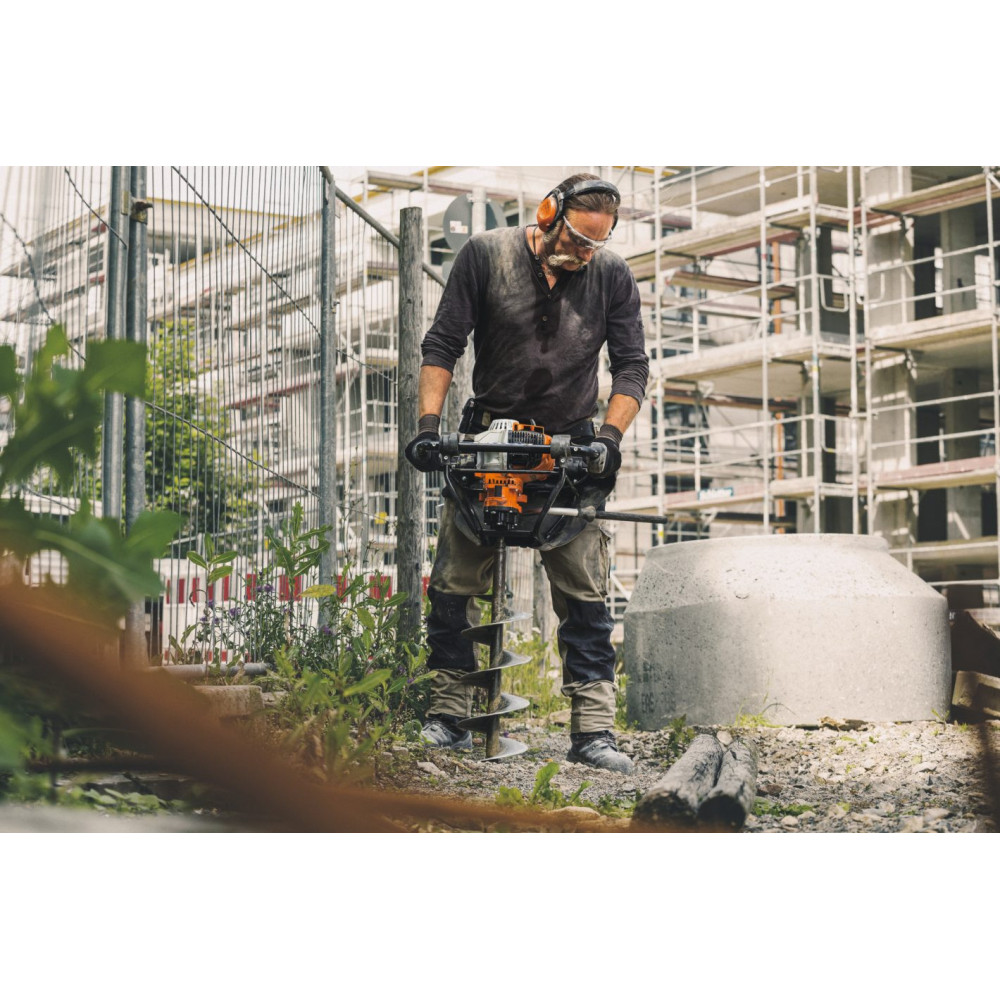 STIHL BT 131 Świder glebowy