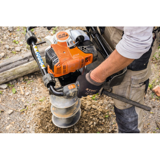 STIHL BT 131 Świder glebowy